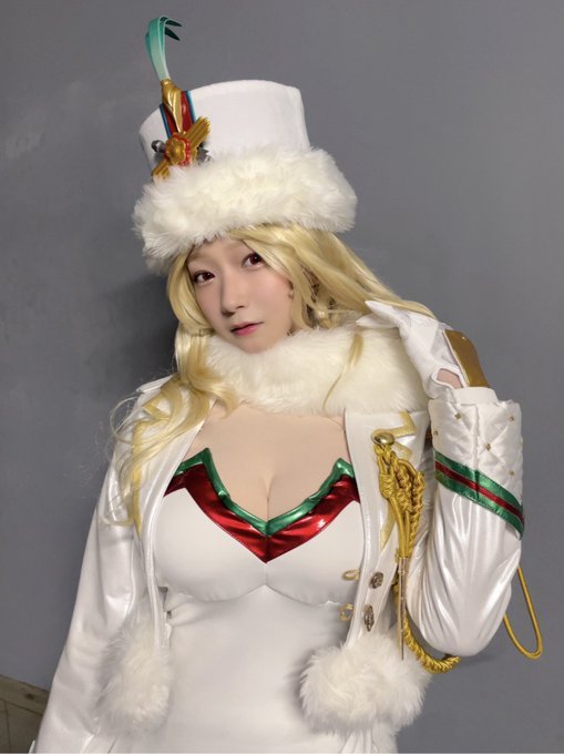 GPXwNL2bQAAFTyv.jpg