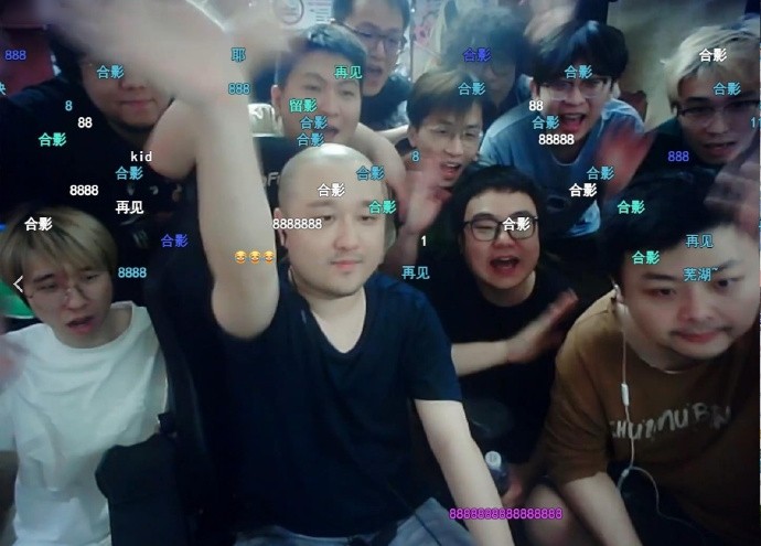 《英雄联盟》解说组合德云色解散 网友:十年青春结束了