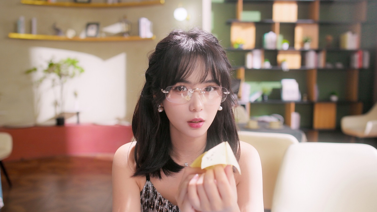 第一人称真人互动影游《我靠双修拯救世界》Steam页面上线 年内发售