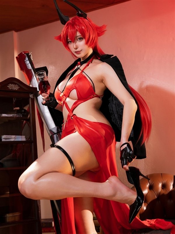 韩国美女COS《剑星》伊芙美图赏 还原度非常高